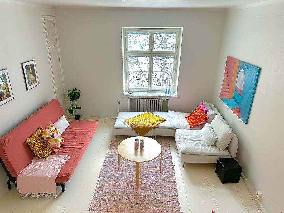 Lägenhet Cute Loft By Tram Stop